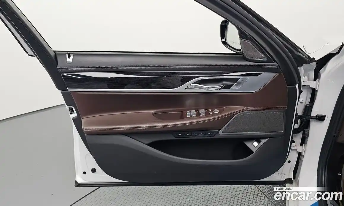 BMW 7-Series 2018 3.0 гидро в Москве, фото 14