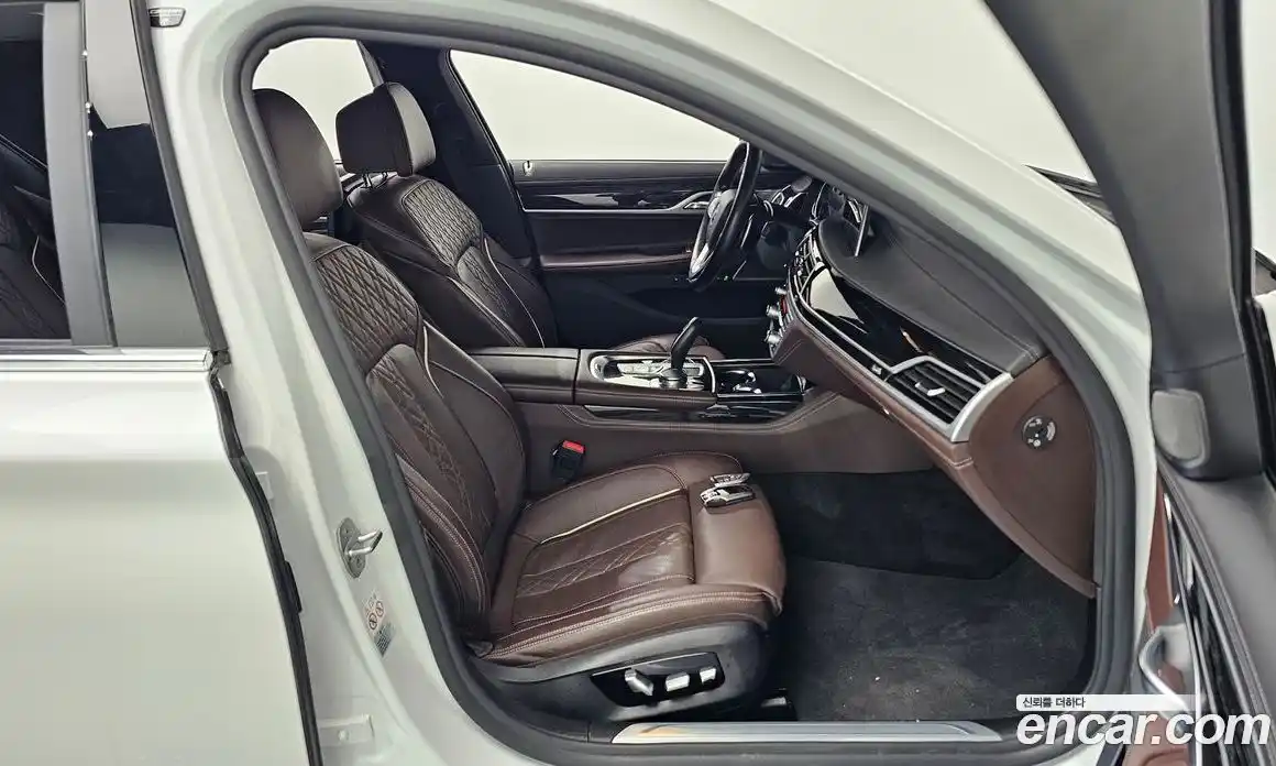 BMW 7-Series 2018 3.0 гидро в Москве, фото 16