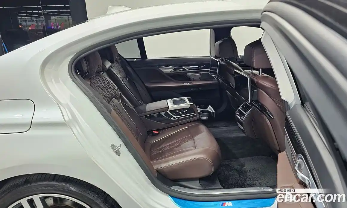 BMW 7-Series 2018 3.0 гидро в Москве, фото 17
