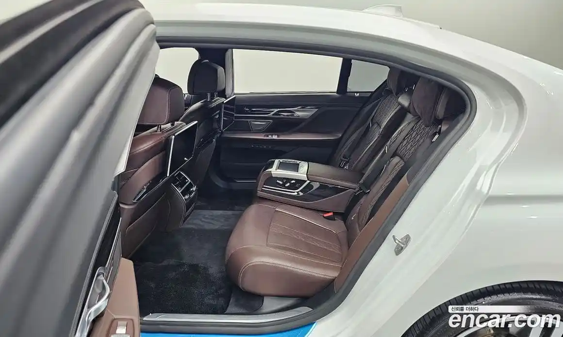 BMW 7-Series 2018 3.0 гидро в Москве, фото 33
