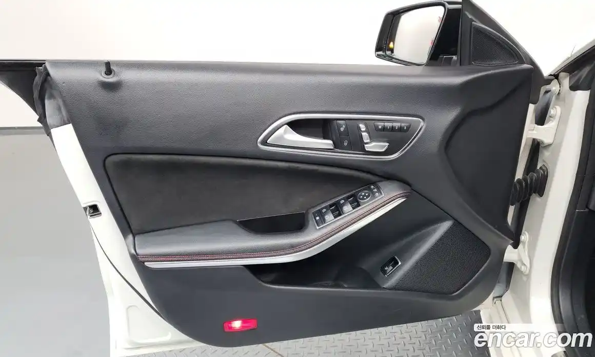 Mercedes-Benz CLA-Class 2017 2.0 гидро в Москве № 2130823, фото 14