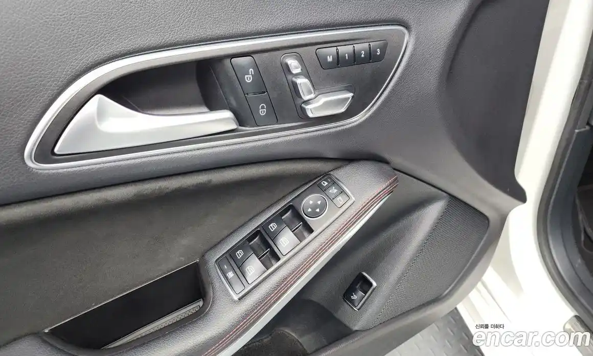 Mercedes-Benz CLA-Class 2017 2.0 гидро в Москве № 2130823, фото 35