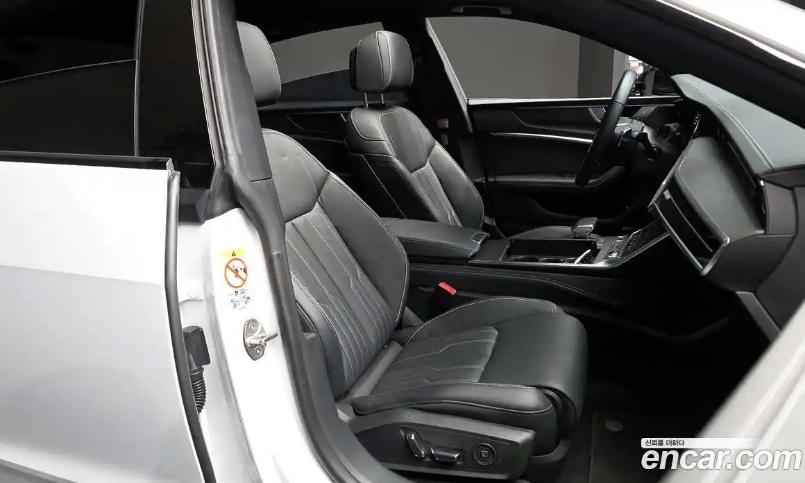 Audi A7 2022 3.0 гидро в Москве, фото 17