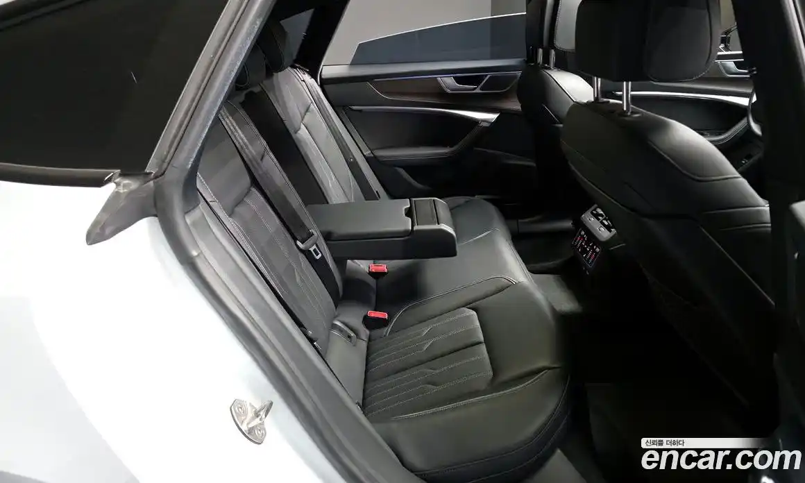 Audi A7 2022 3.0 гидро в Москве, фото 18