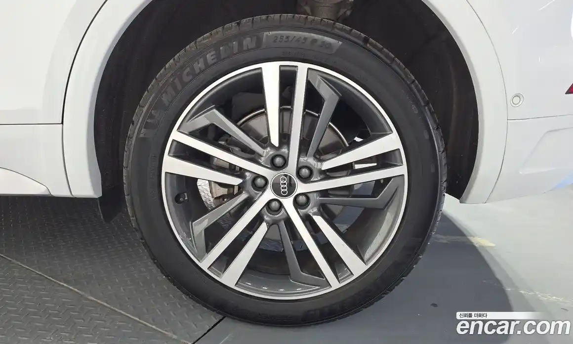 Audi Q5 2022 2.0 гидро в Москве, фото 7