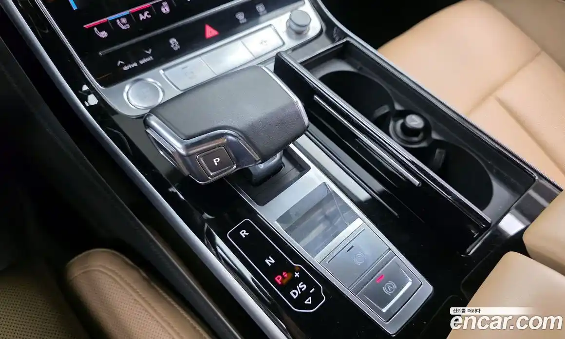 Audi A8 2020 3.0 гидро в Москве, фото 12
