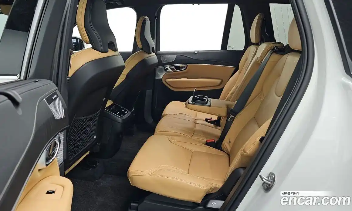 Volvo XC90 2024 2.0 гидро в Москве, фото 17