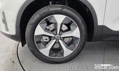 Volvo XC40 2023 2.0 гидро в Москве, миниатюра 5