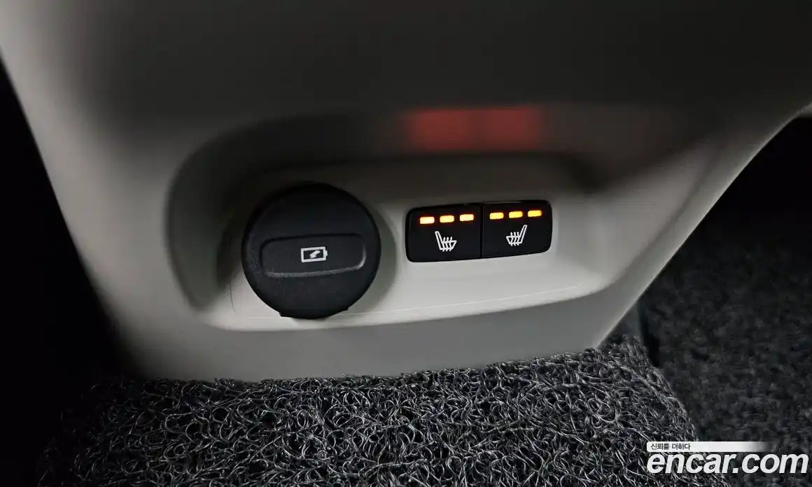 Volvo XC40 2022 2.0 гидро в Москве, фото 25