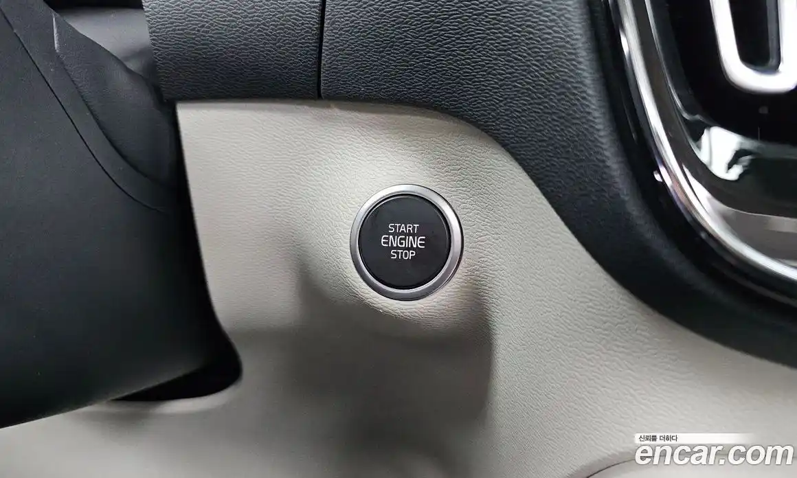 Volvo XC40 2022 2.0 гидро в Москве, фото 34