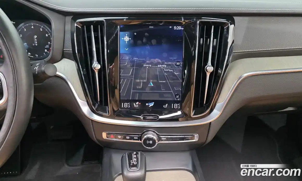 Volvo S60 2019 2.0 гидро в Москве, фото 13