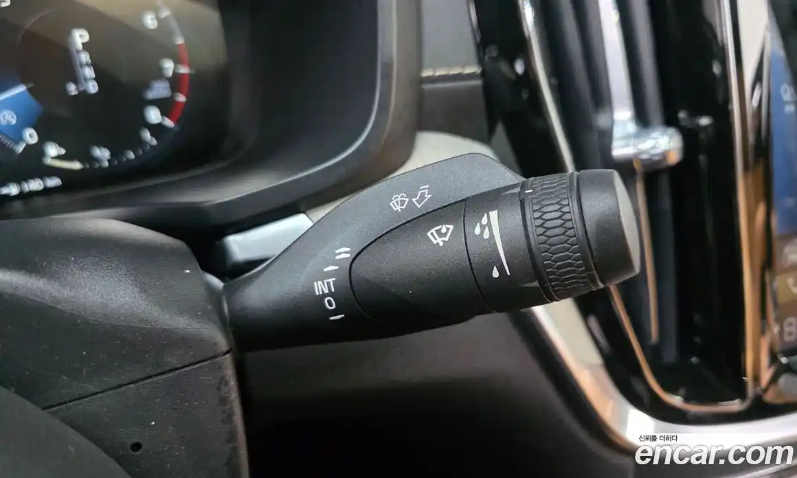 Volvo S60 2019 2.0 гидро в Москве, фото 19