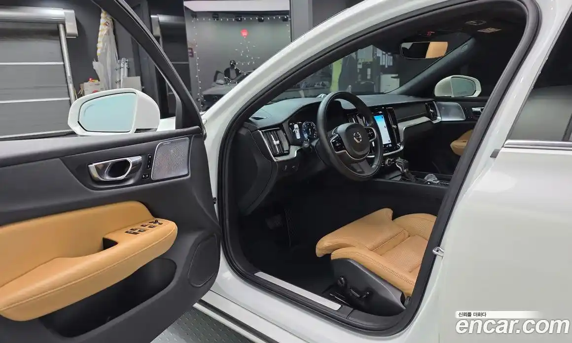 Volvo S60 2019 2.0 гидро в Москве, фото 10