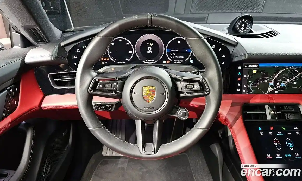 Porsche Taycan 2025 0.1 гидро в Москве, фото 15