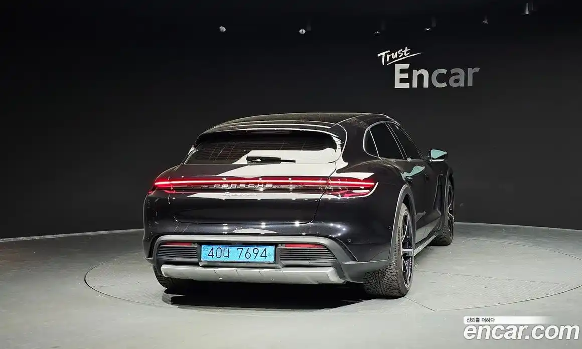 Porsche Taycan 2025 0.1 гидро в Москве, фото 4