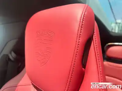 Porsche Taycan 2023 0.1 гидро в Москве, миниатюра 9