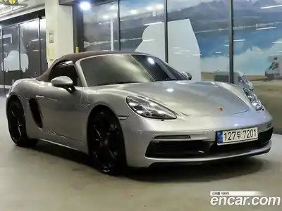 Porsche 718, 2021