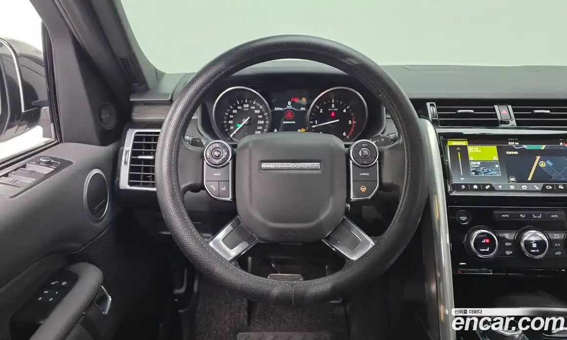 Land Rover Discovery 2017 3.0 гидро в Москве № 2131911, фото 19