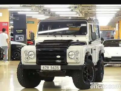 Land Rover Defender 90