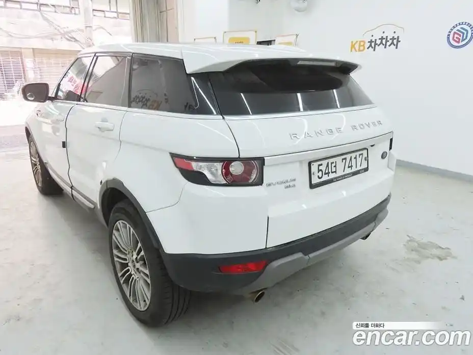 Land Rover Range-Rover Evoque 2012 2.0 гидро в Москве, фото 4
