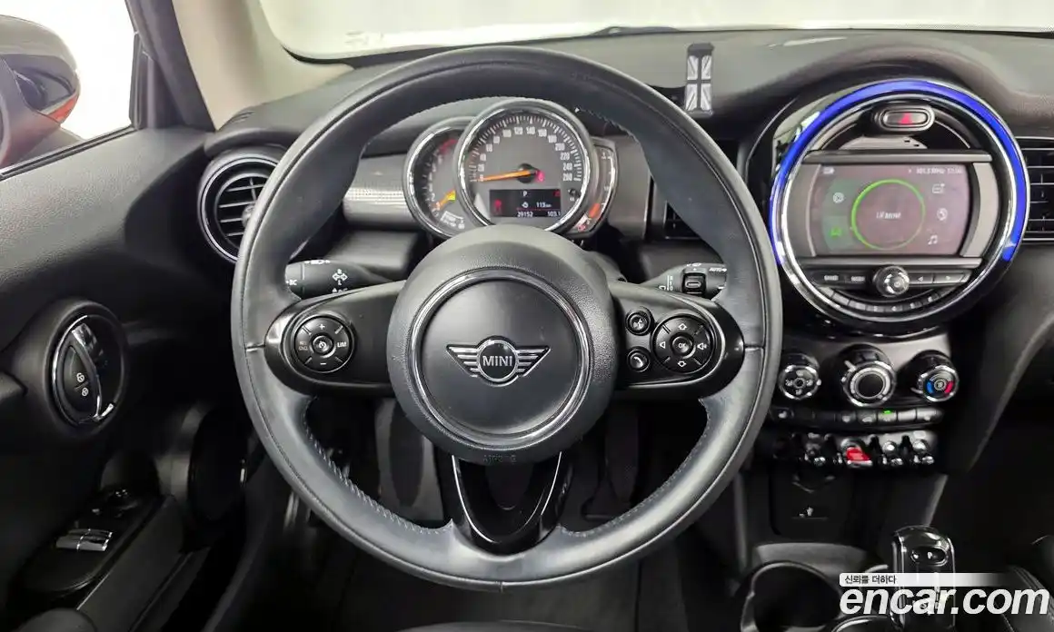 Mini Cooper 2021 1.5 гидро в Москве, фото 13