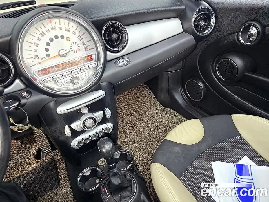 Mini Cooper Convertible 2010 1.6 гидро в Москве, фото 13