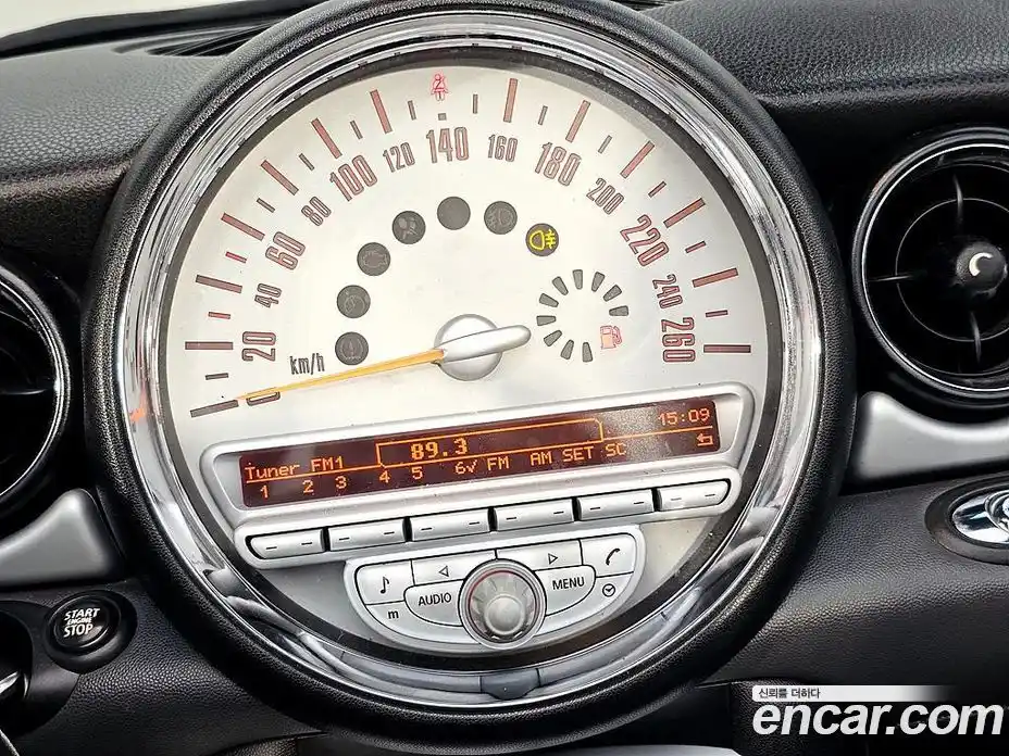 Mini Cooper Convertible 2010 1.6 гидро в Москве, фото 15