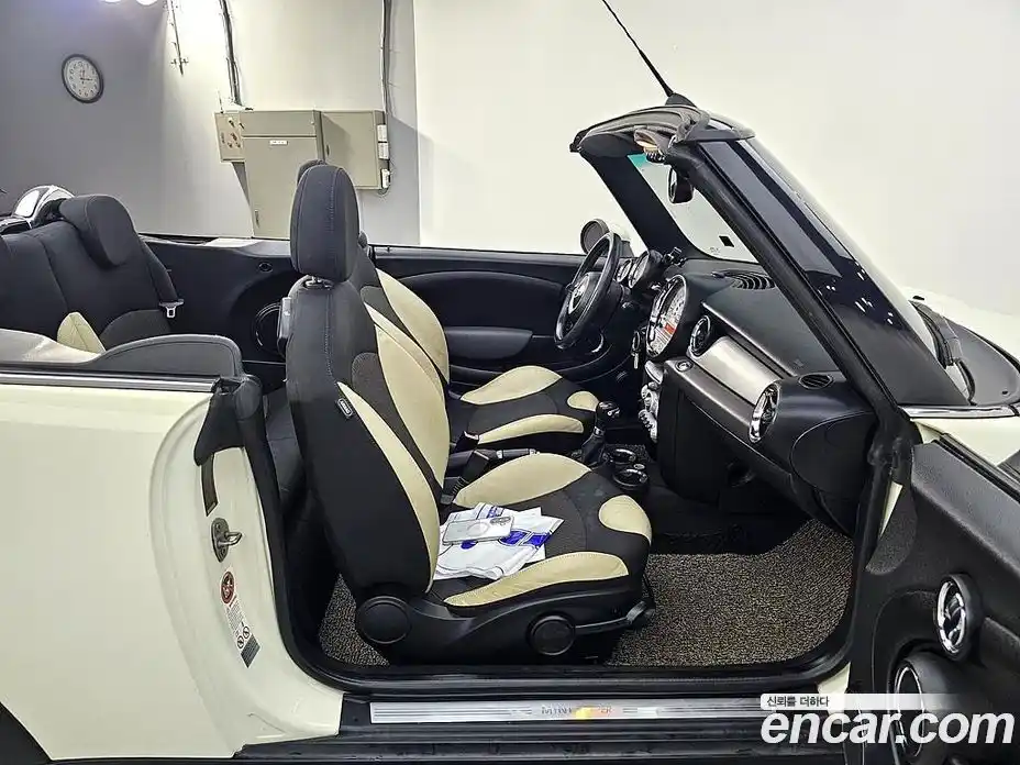 Mini Cooper Convertible 2010 1.6 гидро в Москве, фото 9