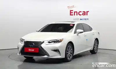 Lexus ES, 2017