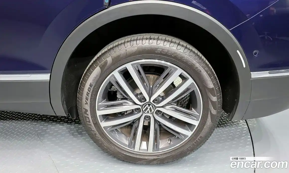 Volkswagen Tiguan 2022 2.0 гидро в Москве, фото 7