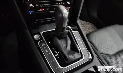 Volkswagen Arteon 2023 2.0 гидро в Москве № 2132404, миниатюра 12