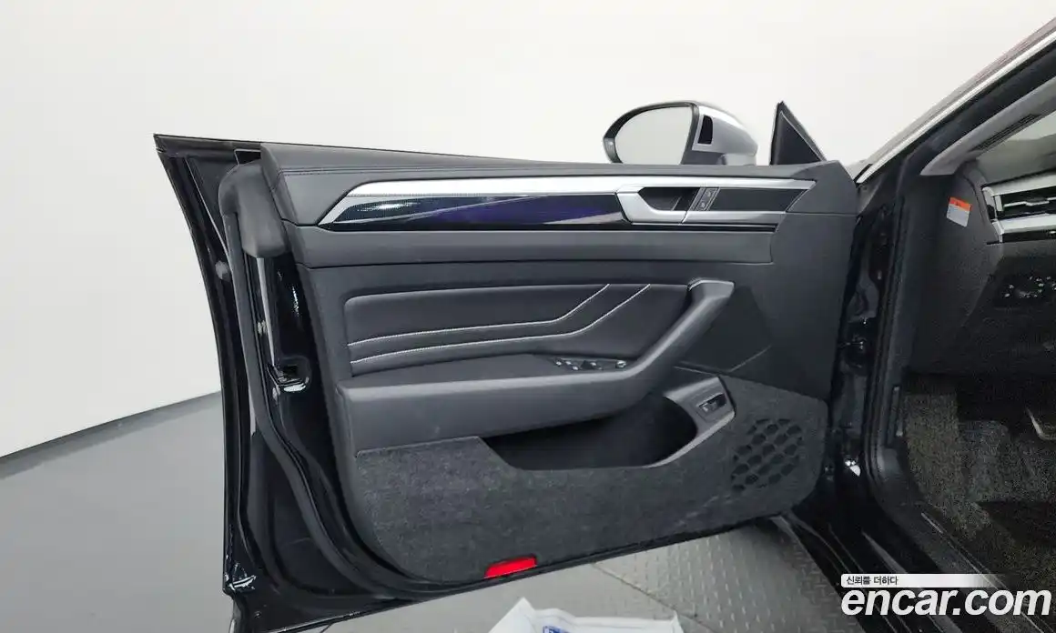 Volkswagen Arteon 2023 2.0 гидро в Москве № 2132404, фото 14