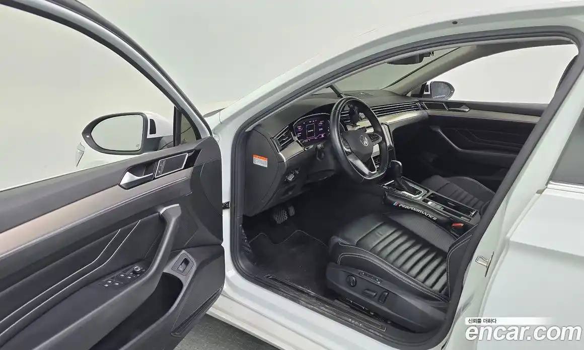 Volkswagen Passat 2021 2.0 гидро в Москве, фото 13