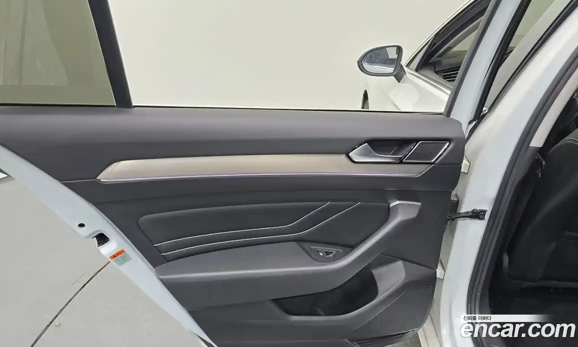 Volkswagen Passat 2021 2.0 гидро в Москве, фото 15