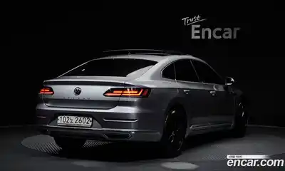 Volkswagen Arteon 2019 2.0 гидро в Москве № 2132488, миниатюра 2