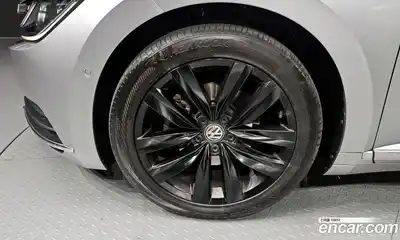 Volkswagen Arteon 2019 2.0 гидро в Москве № 2132488, миниатюра 5