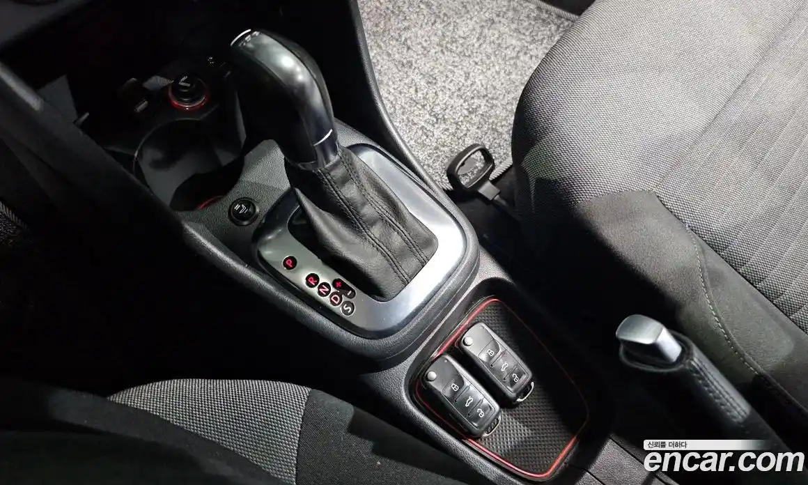Volkswagen Polo 2013 1.6 гидро в Москве, фото 9