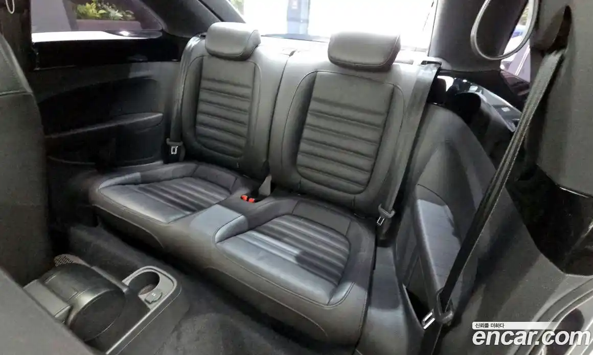 Volkswagen Beatle 2013 2.0 гидро в Москве, фото 15