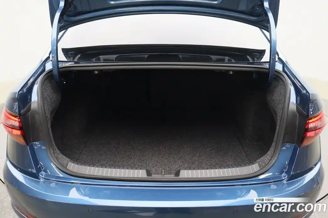 Volkswagen Jetta 2021 1.4 гидро в Москве, фото 15