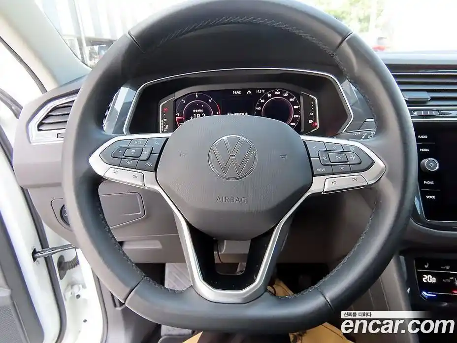 Volkswagen Tiguan 2022 2.0 гидро в Москве, фото 8