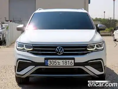 Volkswagen Tiguan 2.0 TSI Prestige