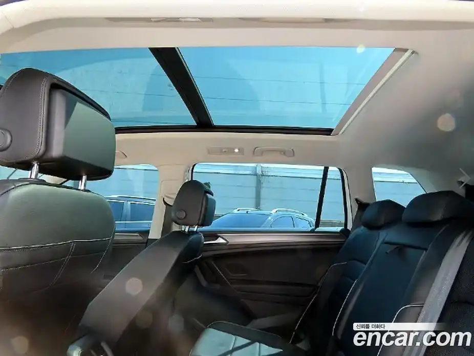 Volkswagen Tiguan 2023 2.0 гидро в Москве, фото 16