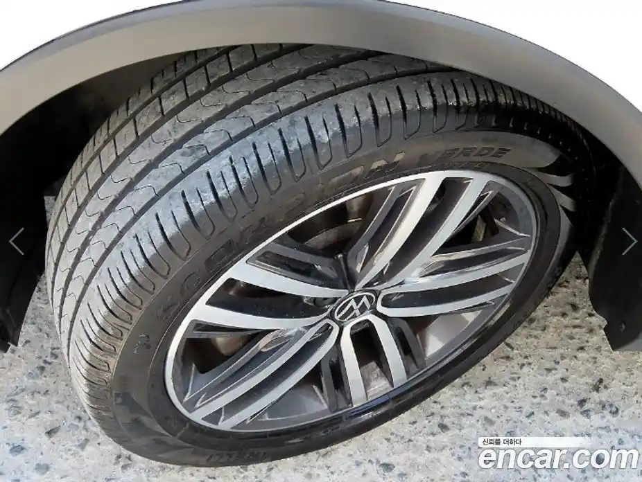 Volkswagen Tiguan 2023 2.0 гидро в Москве, фото 20