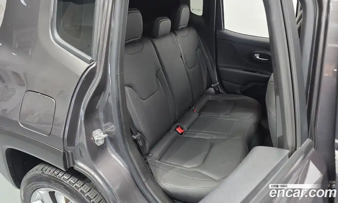 Jeep Renegade 2021 2.4 гидро в Москве, фото 11