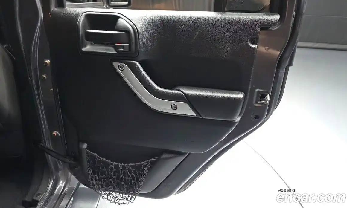 Jeep Wrangler 2017 3.6 гидро в Москве, фото 15