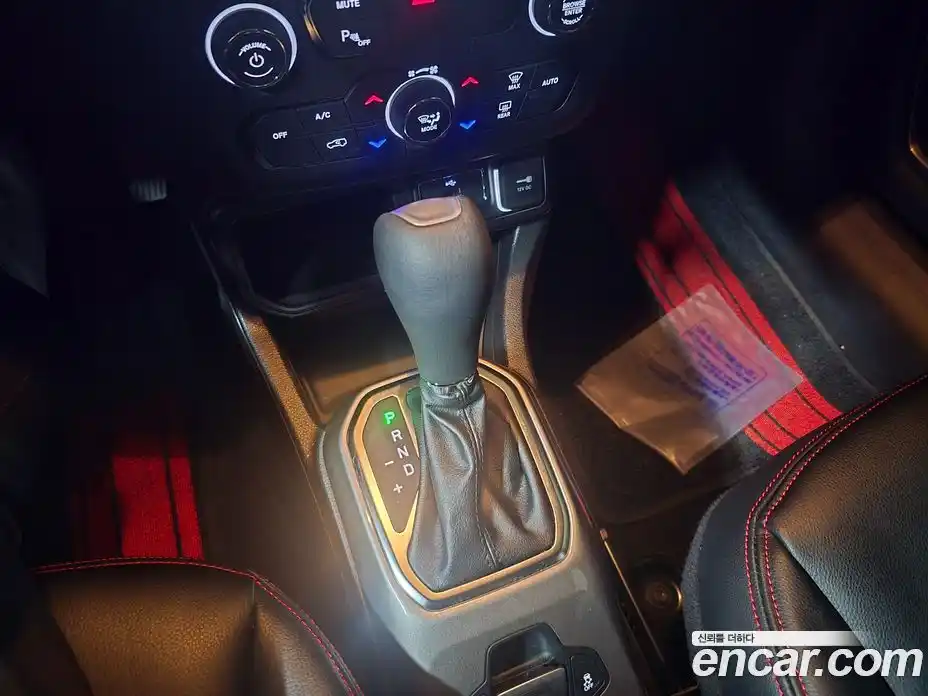Jeep Renegade 2022 1.3 гидро в Москве, фото 10