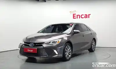 Toyota Camry, 2016