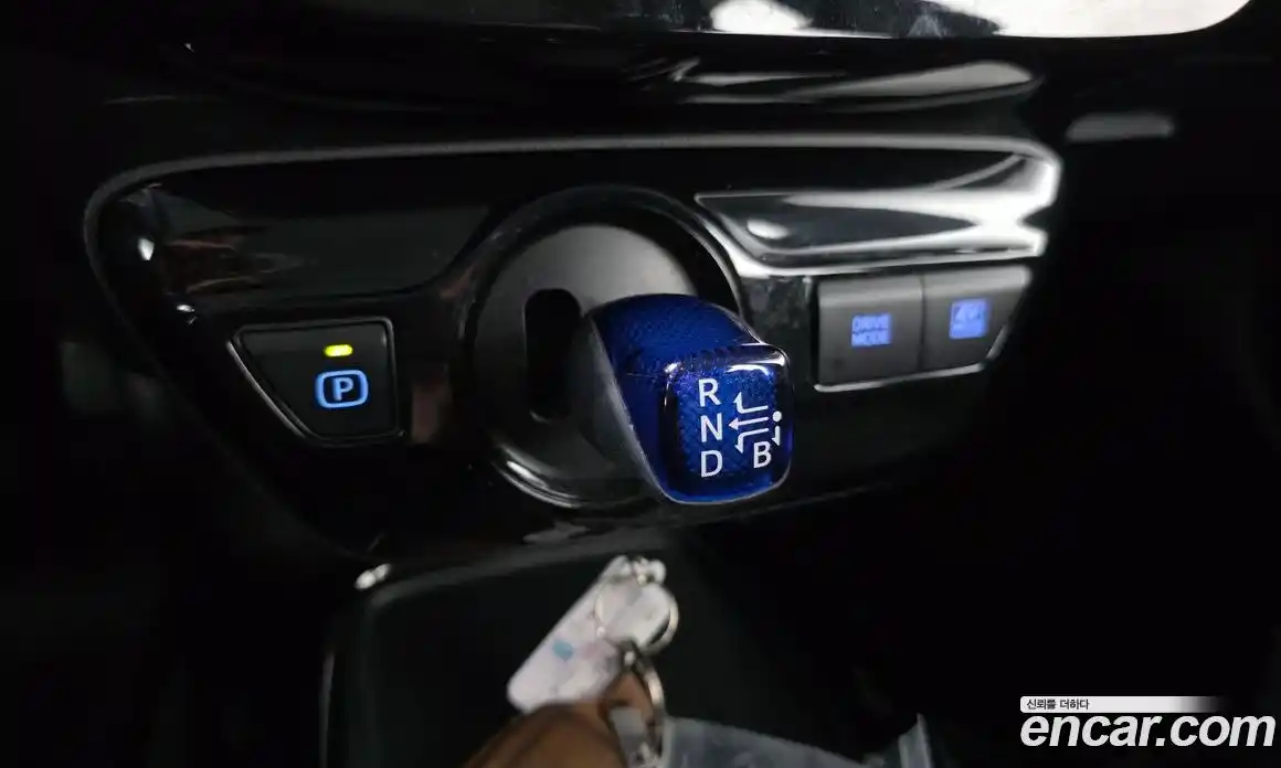 Toyota Prius 2022 1.8 гидро в Москве № 2133062, фото 12