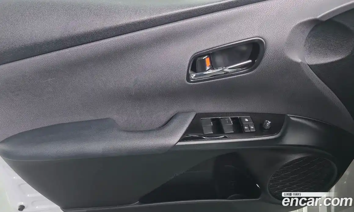 Toyota Prius 2022 1.8 гидро в Москве № 2133062, фото 14
