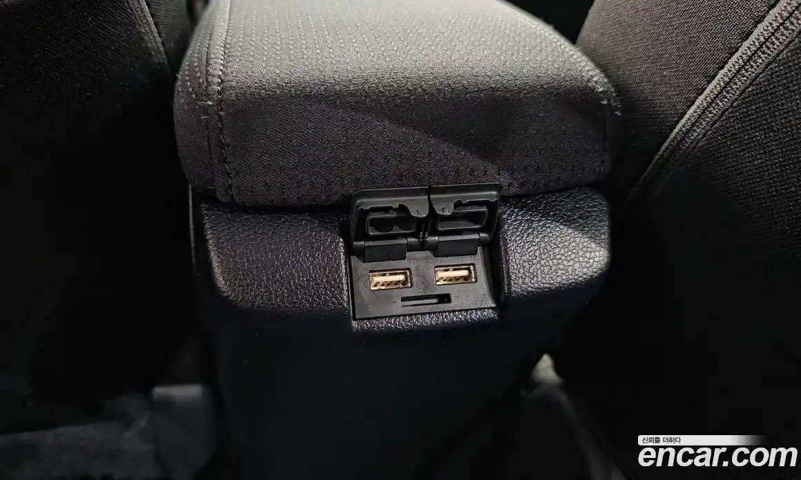 Toyota Prius 2022 1.8 гидро в Москве № 2133062, фото 27